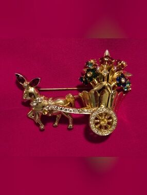 Vintage 1940 Floral Cart Brooch with Multicolor Stones - Women Jewelry Brooches